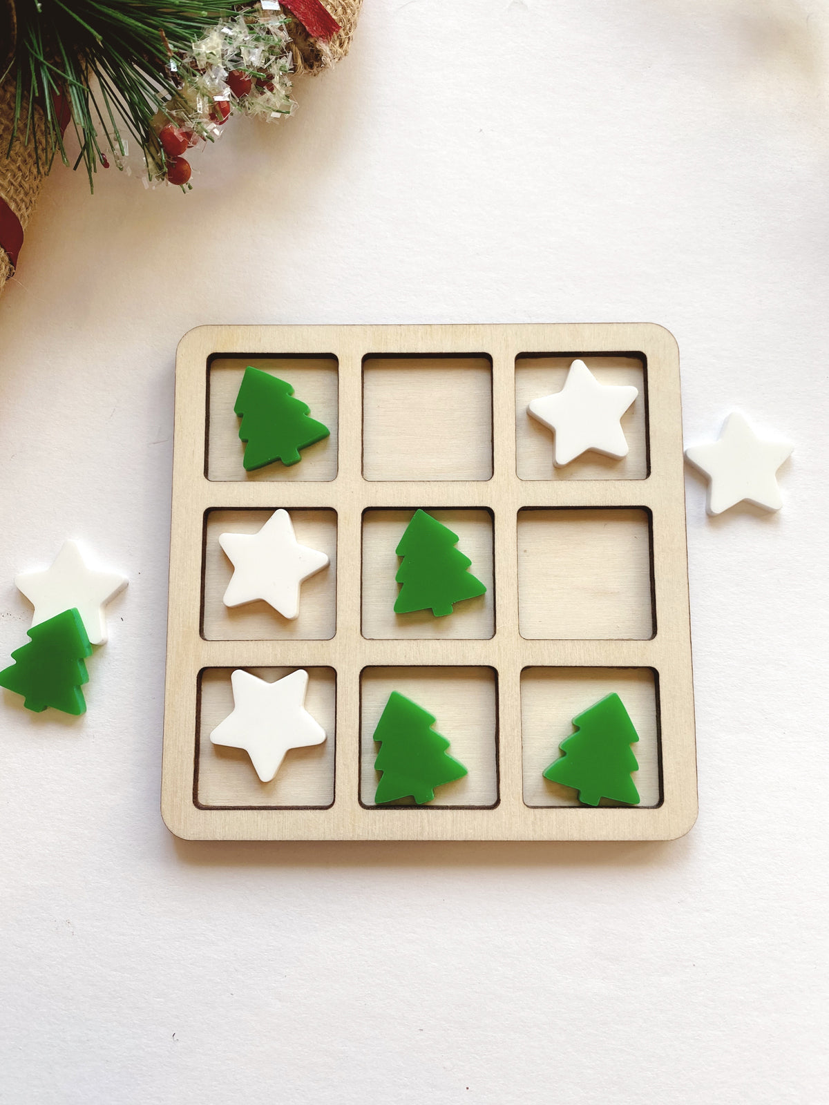 Christmas Tic Tac Toe Game