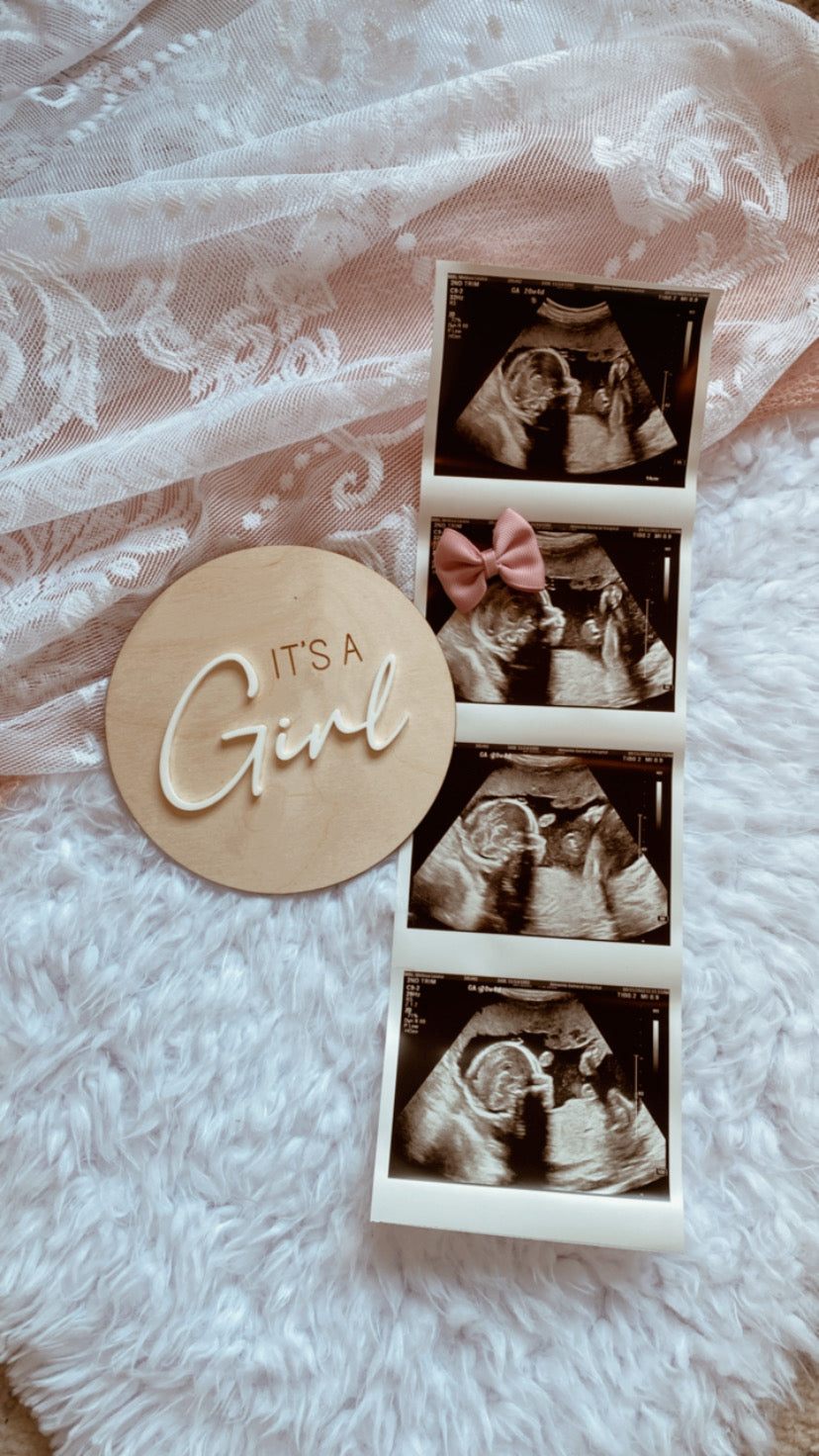 Gender Reveal Round - It's A Girl/It's A Boy