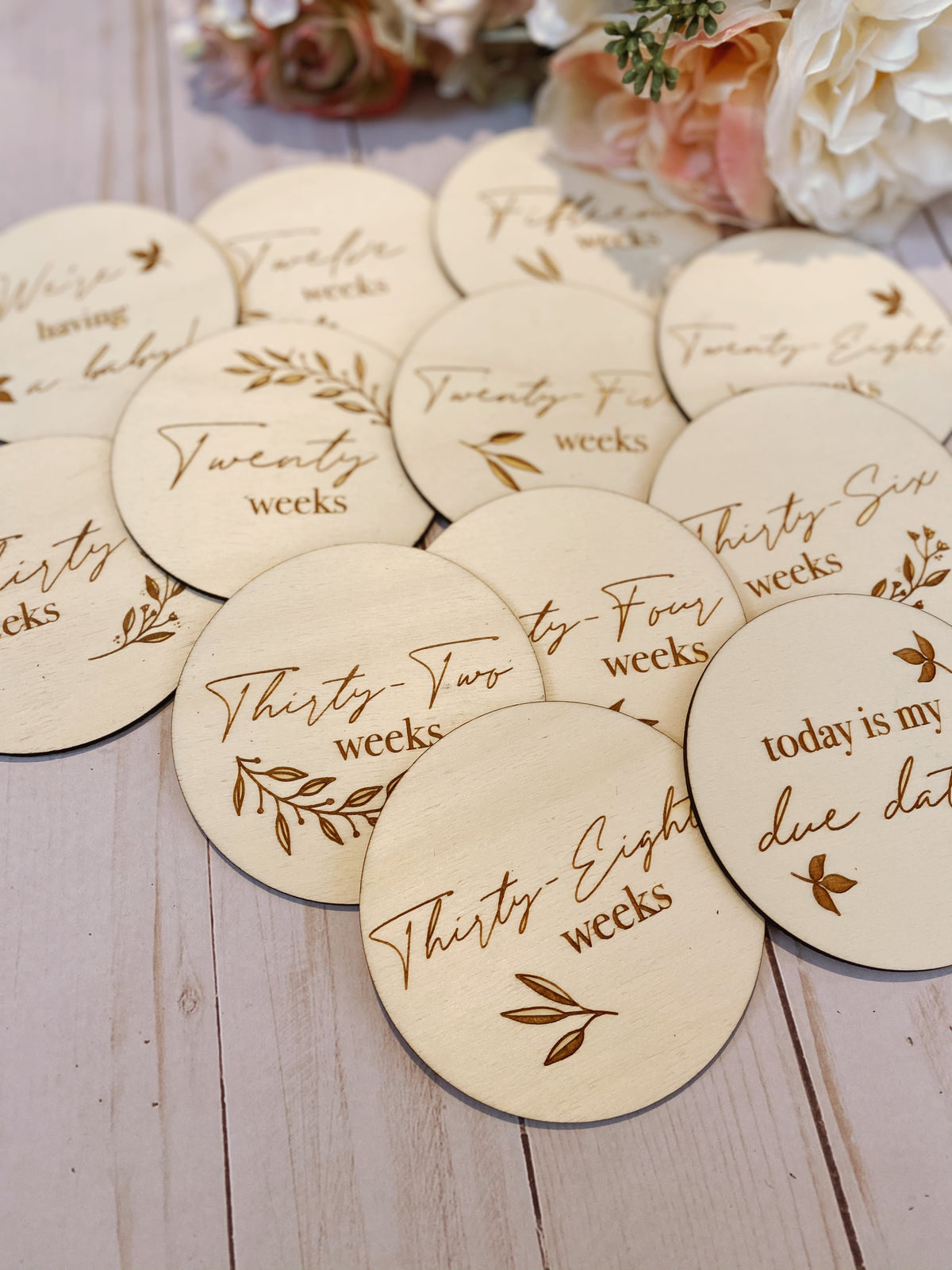 Engraved Pregnancy Milestone Rounds