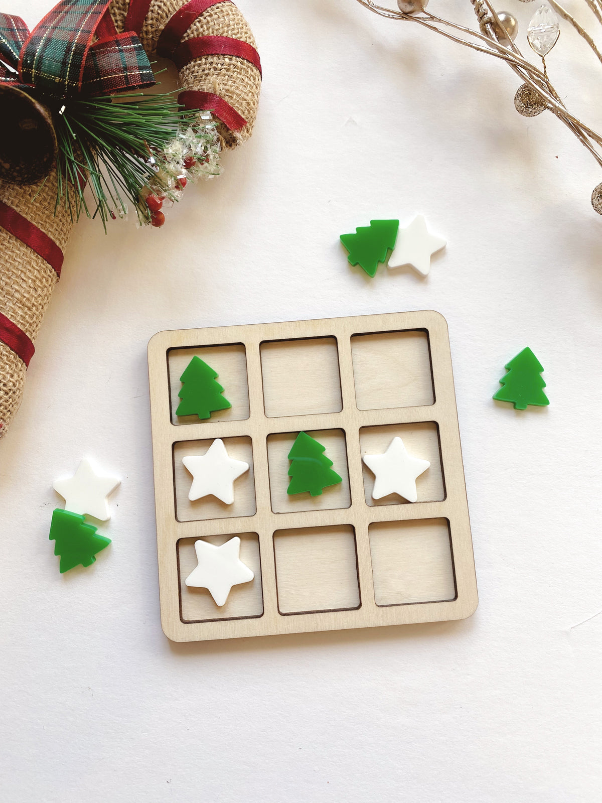 Christmas Tic Tac Toe Game