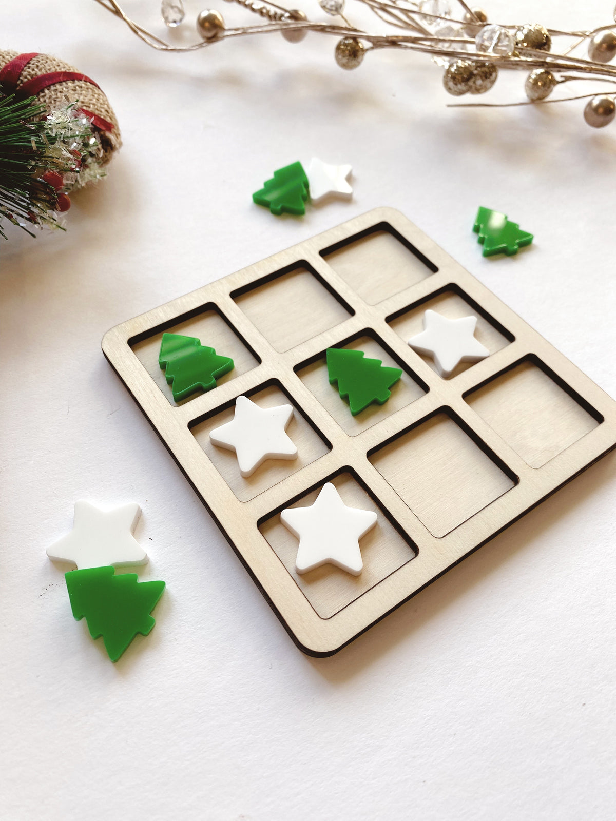 Christmas Tic Tac Toe Game