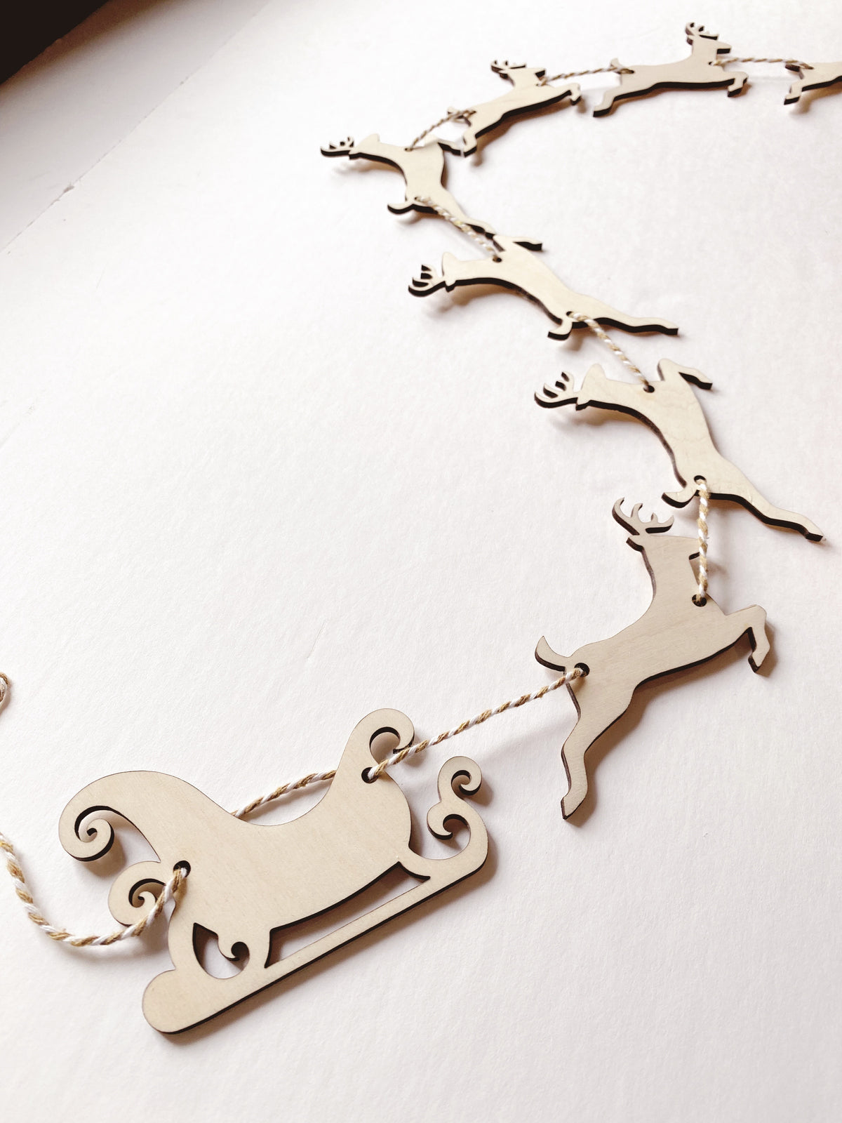 Sleigh and Reindeer Wood Garland